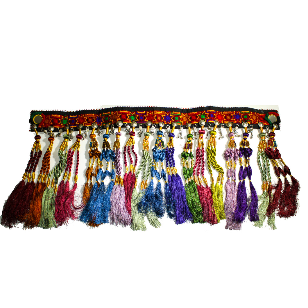 CINTO FAJILLA KUCHI TEXTIL CON MOTAS COLGANTES