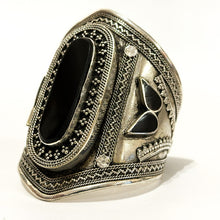 Cargar imagen en el visor de la galería, BRAZALETE KUCHI ÓVALO NEGRO