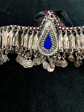 Cargar imagen en el visor de la galería, TOCADO / HEADDRESS TRIBAL KUCHI PECES